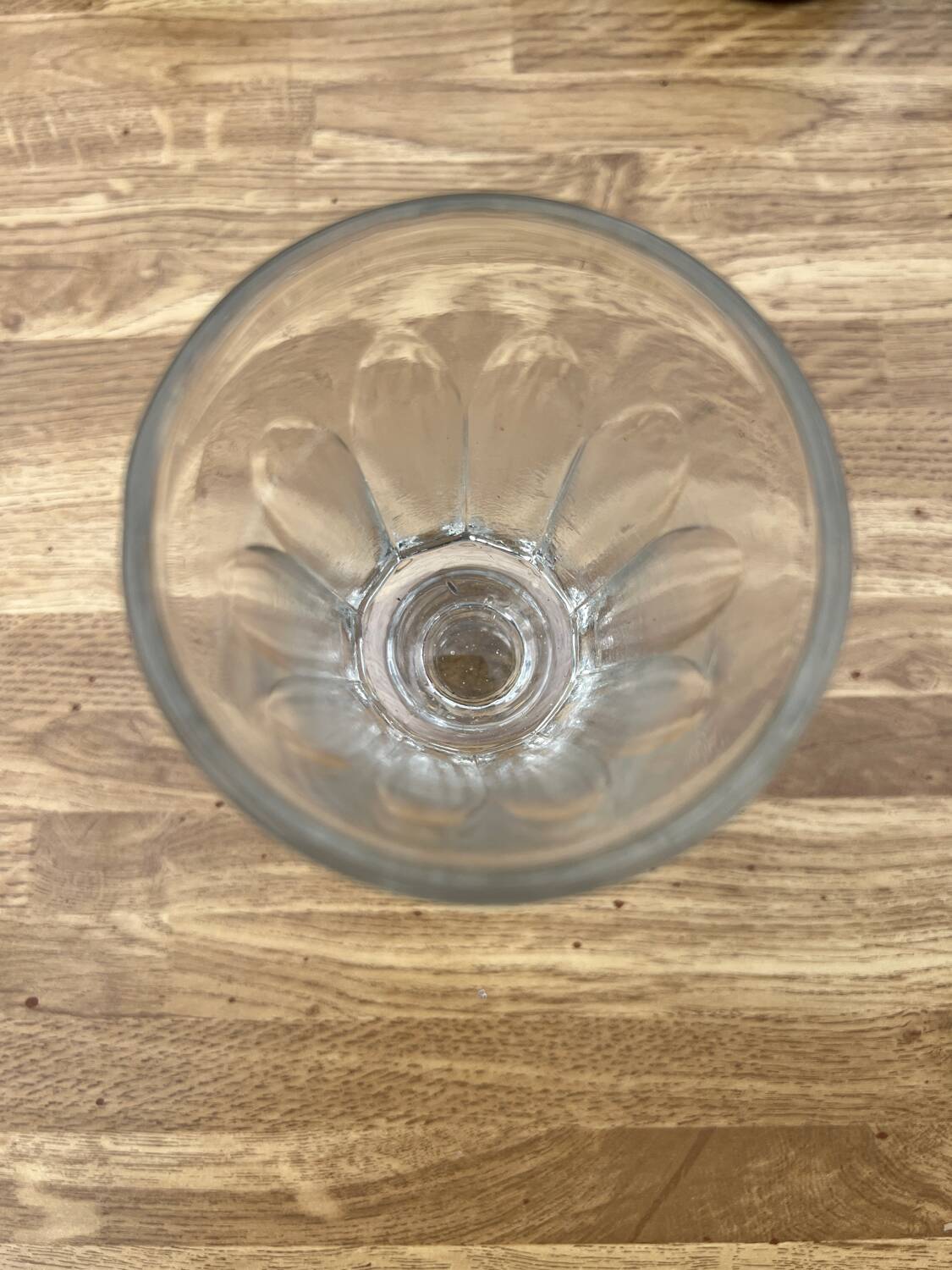 Verre à pied en cristal Baccarat non signé
