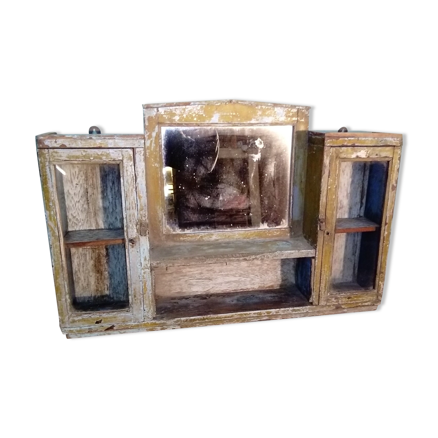 Shelf with mirror