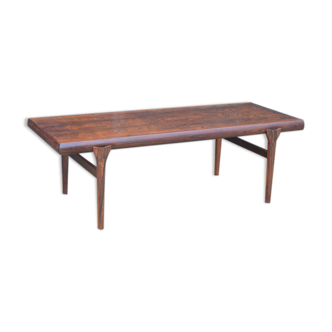 Rosewood coffee table by Johannes Andersen