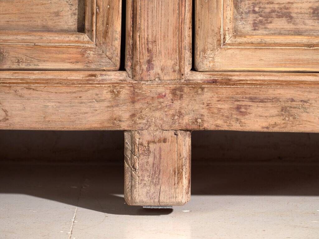 Antique pine panelled buffet – China, circa 1900