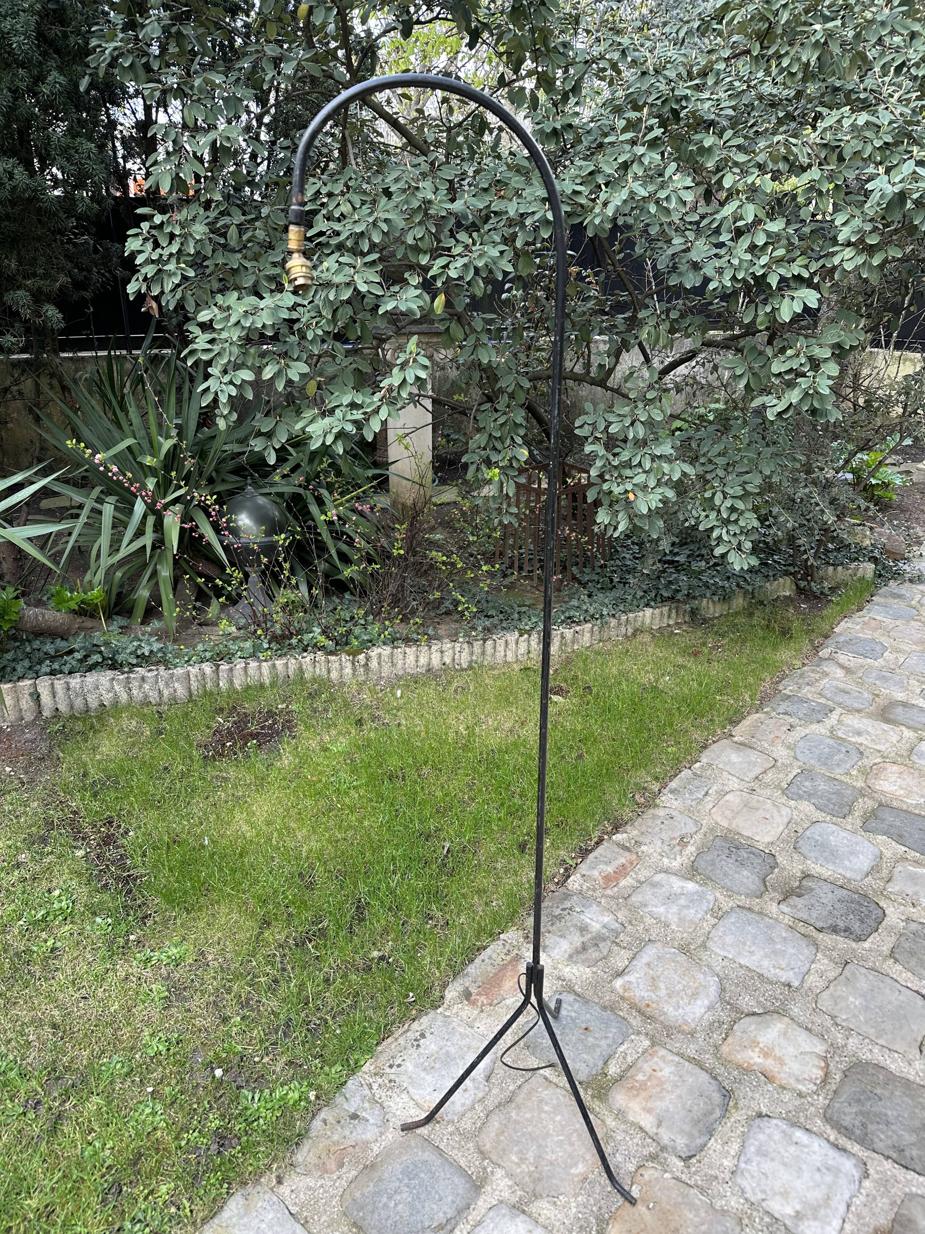 Foot of floor lamp from the 1950s-1960s