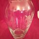 Vase en verre grave motif florale