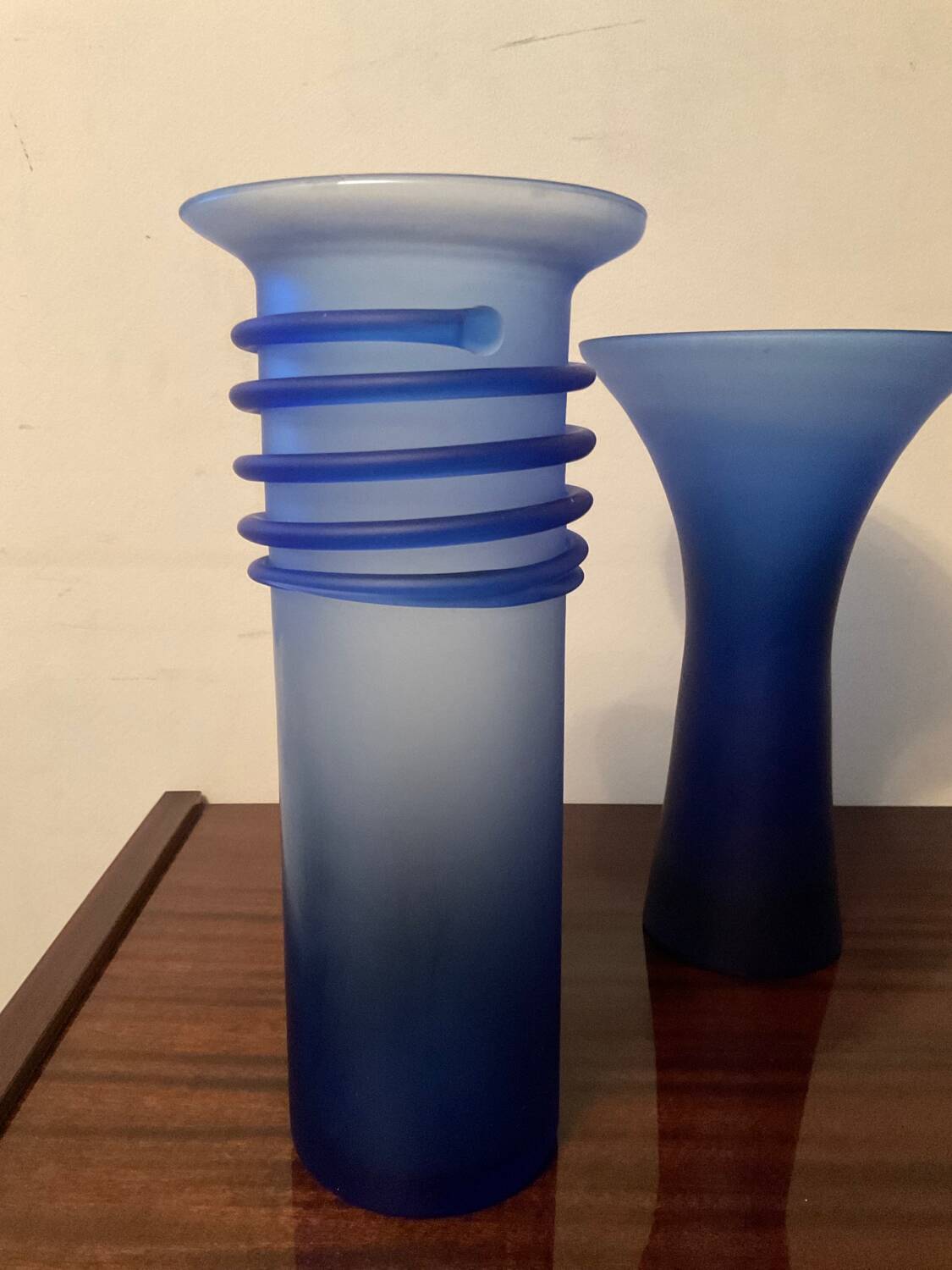Trio of vintage glass paste vases from the 70s
