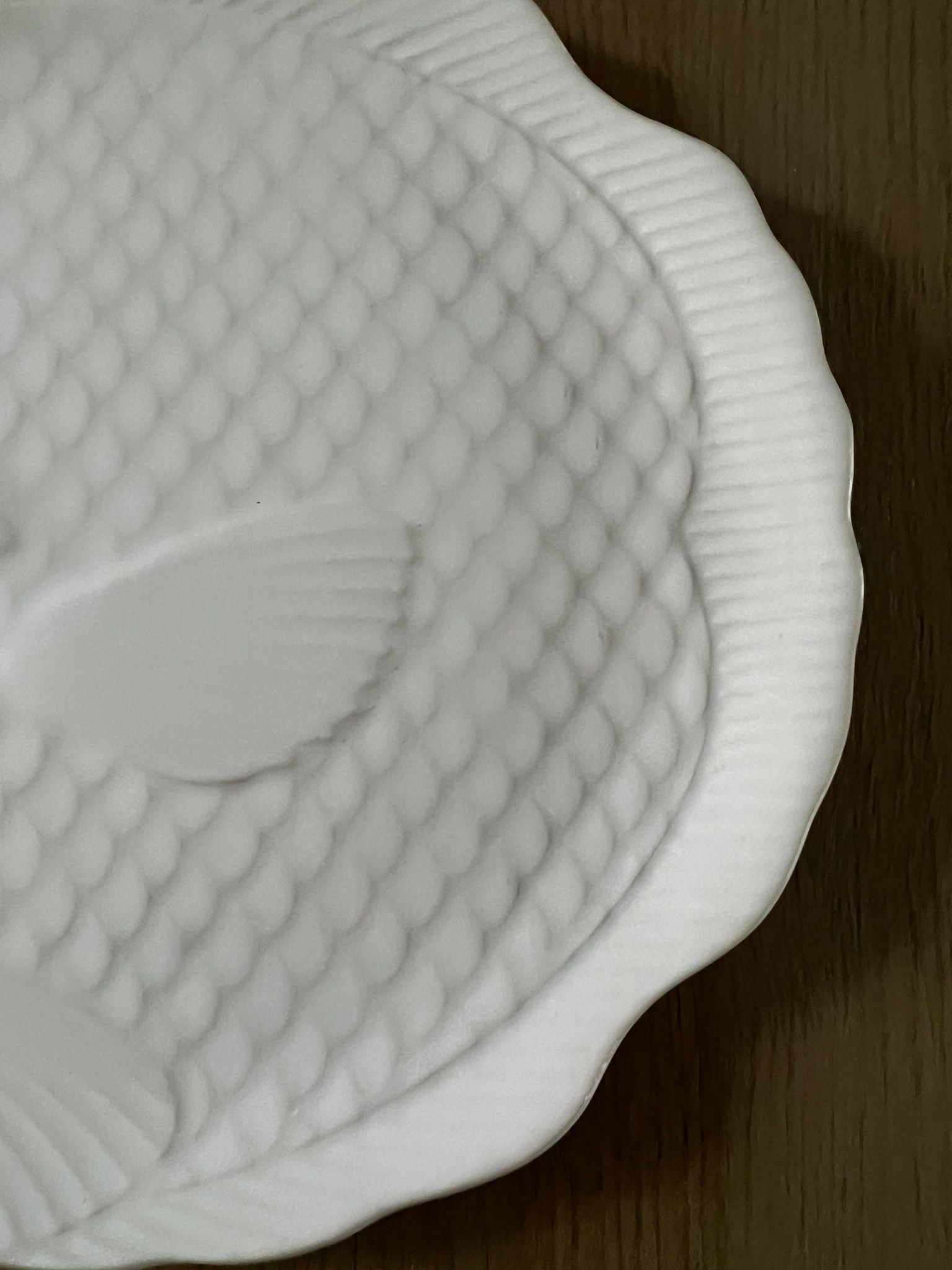 10 Vintage fish-shaped flat plates