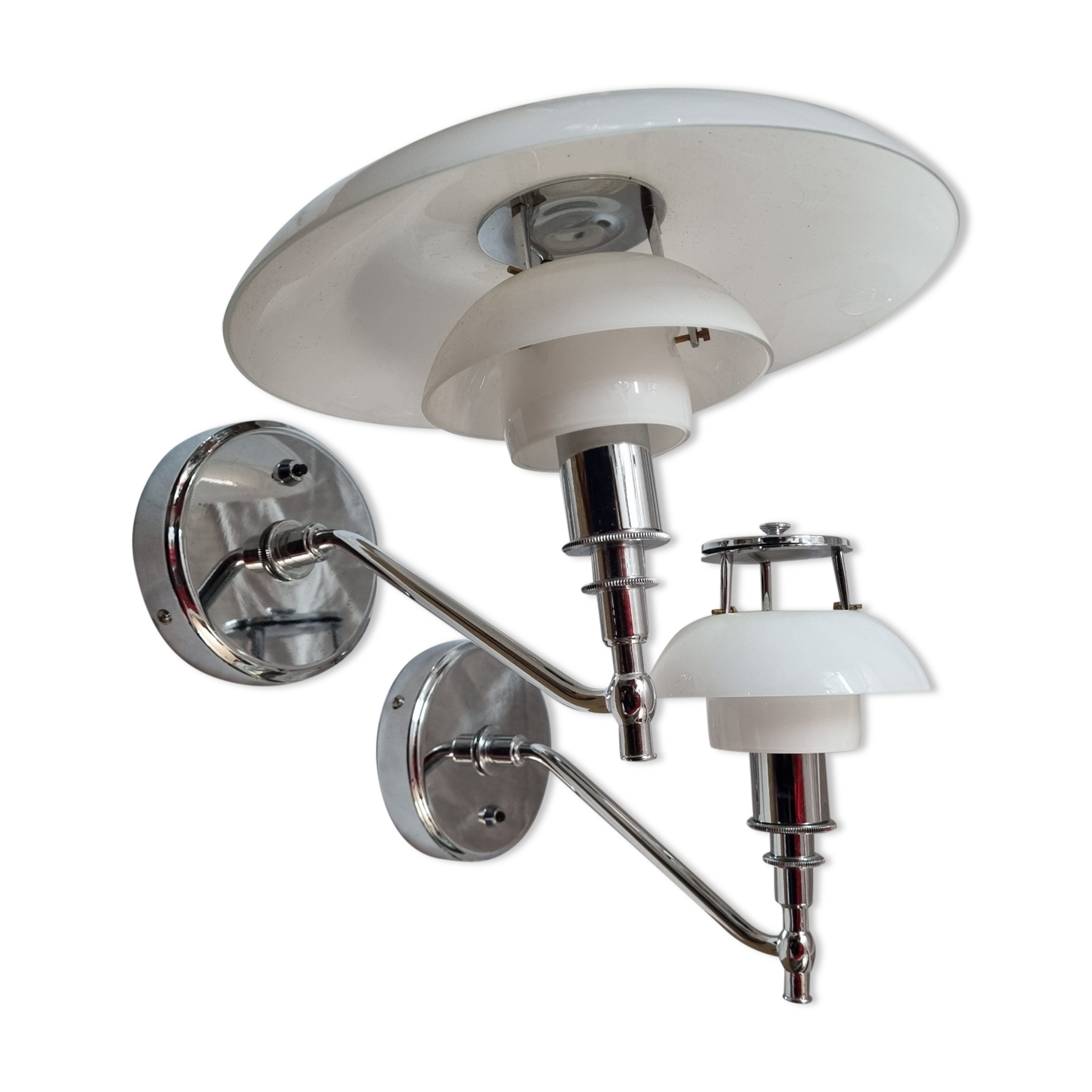 Poul Henningsen wall lamps, model PH3/2