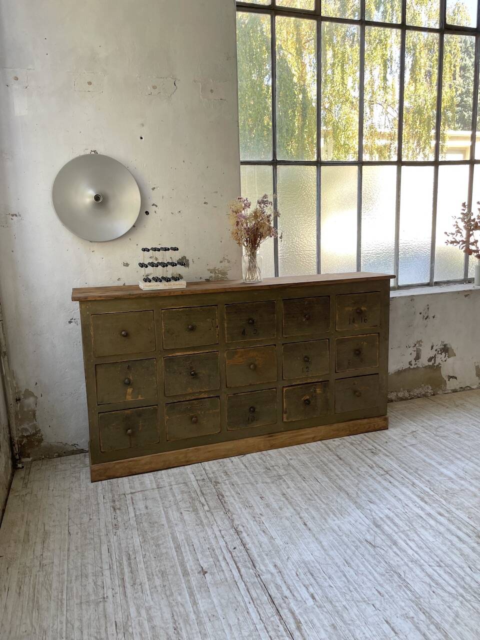 Green patina workshop furniture