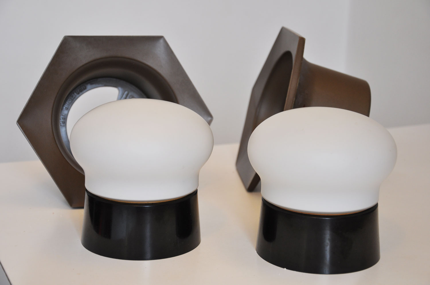 Pair of walllight Raak opaline 1970