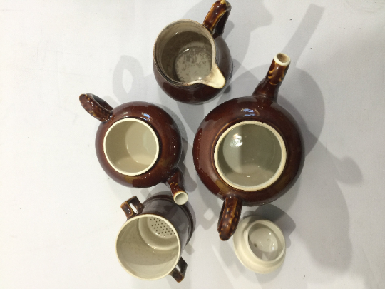 Coffee maker, teapot, milk pot