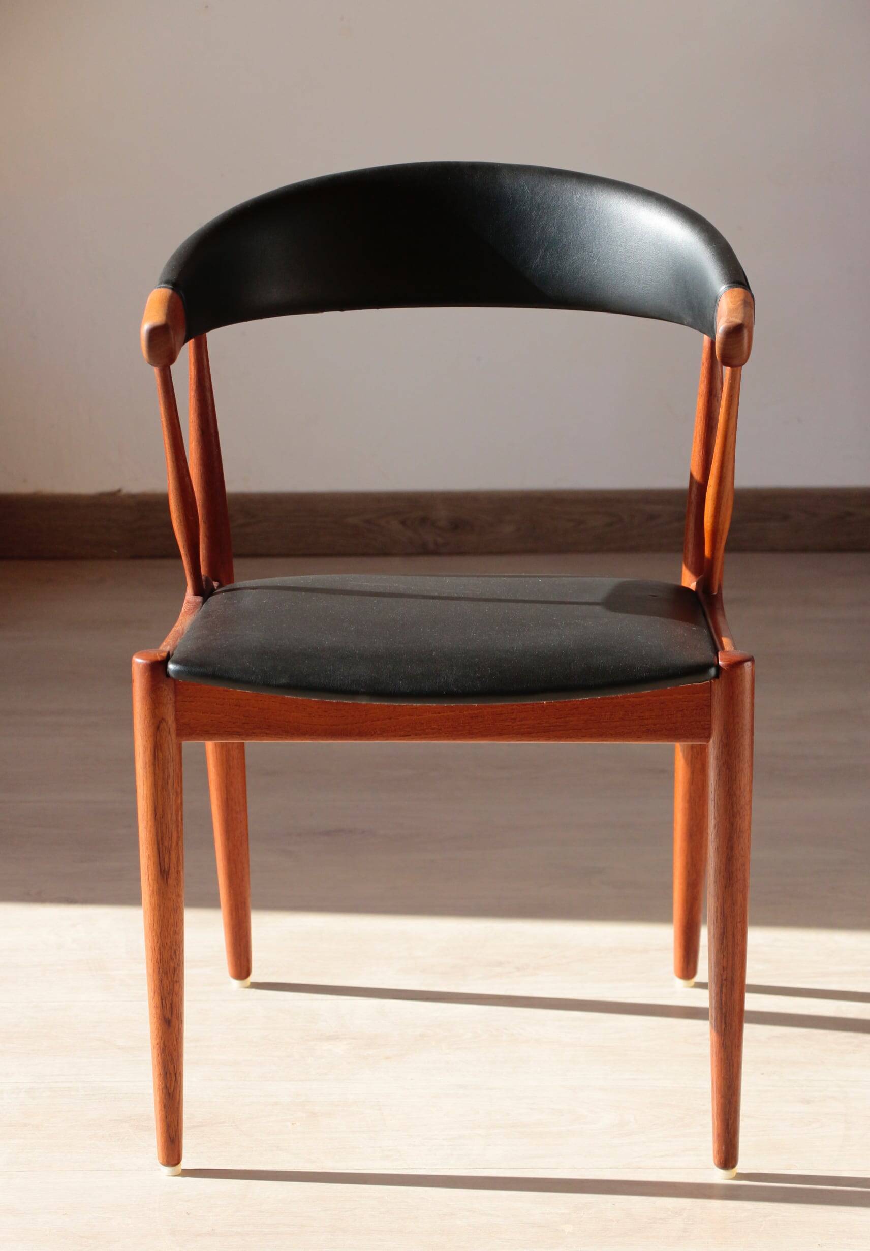 Set of 4 Johannes Andersen Scandinavian teak armchairs, 1960s