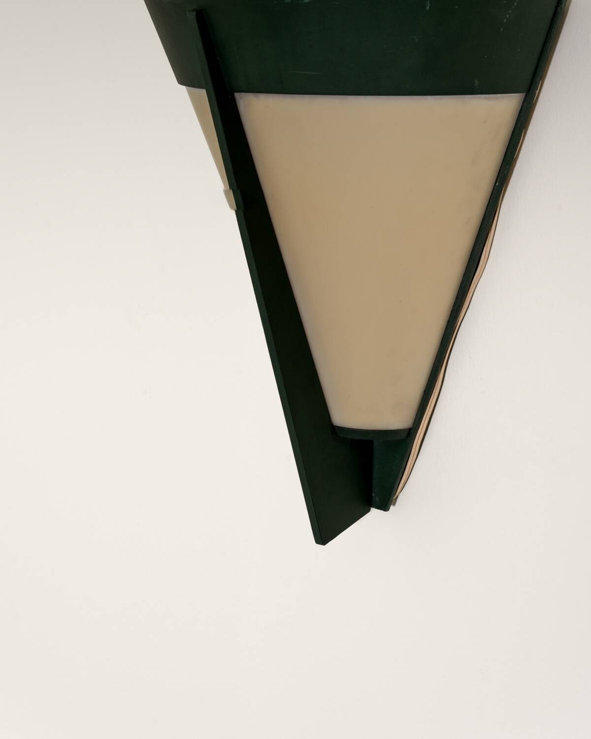 Pair of Scandinavian conical wall lamps in metal and bakelite, 1950s/1960s