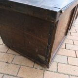 Antique chest from 1720