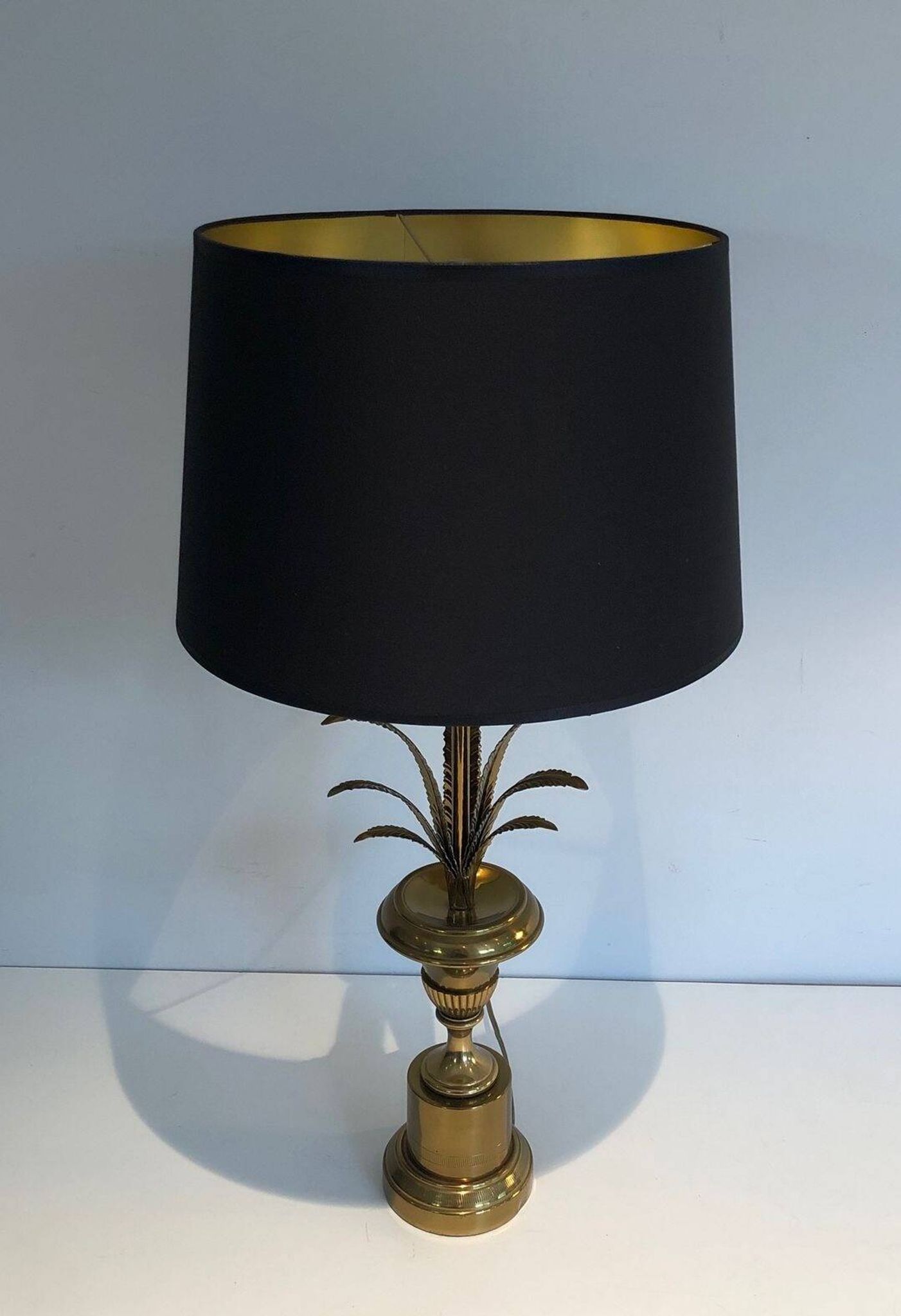 Neoclassical Palm Tree Table Lamp in Brass in the Style of M