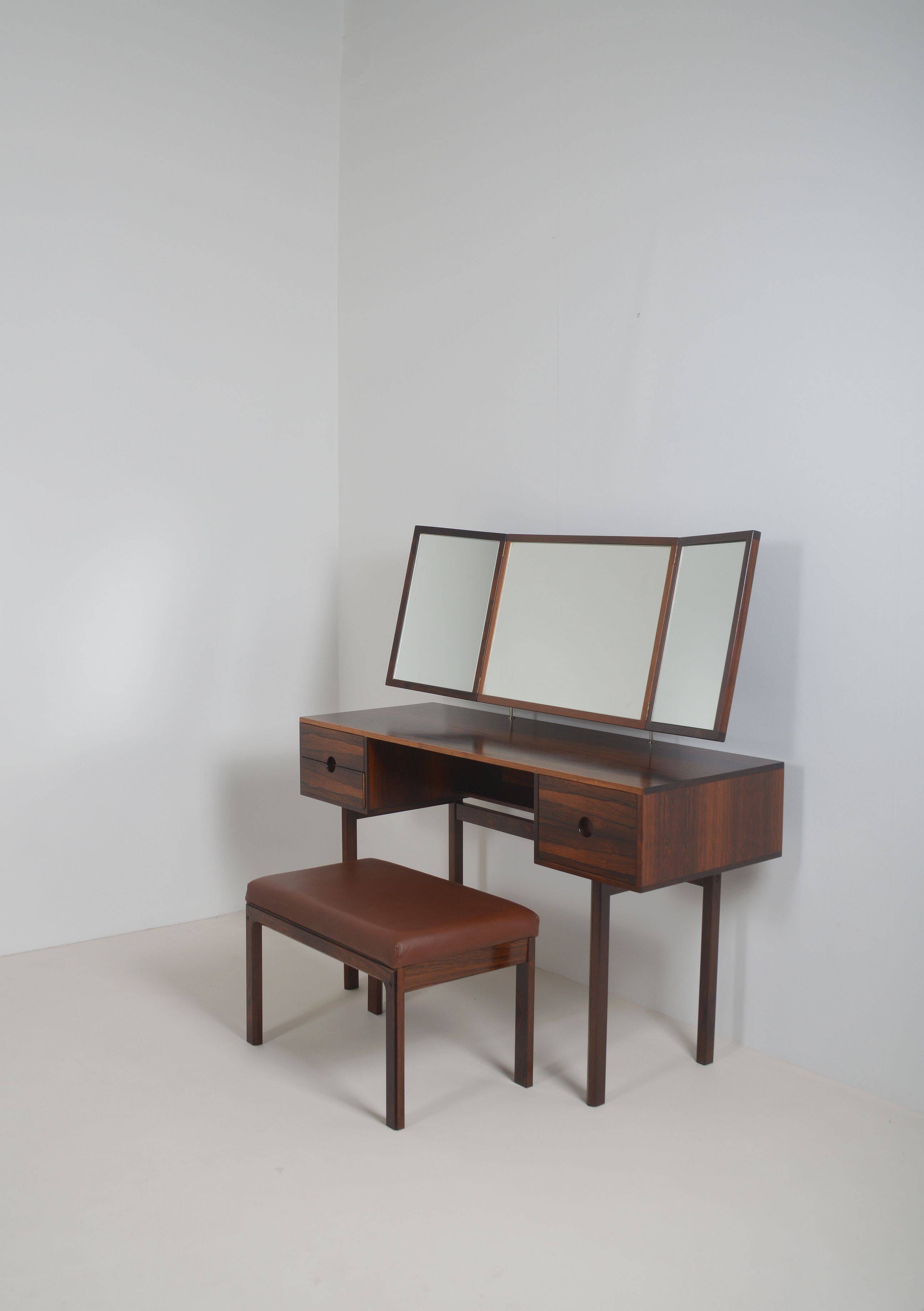 Danish dressing table in rosewood by Kai Kristiansen for Aksel Kjersgaard