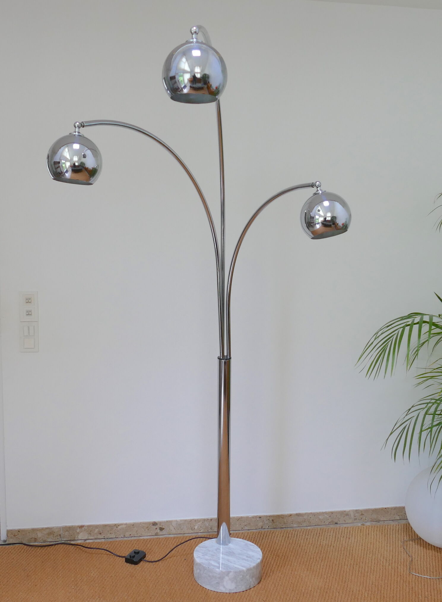 Floor lamp vintage Italian Goffredo Reggiani 1970 "Muguet"