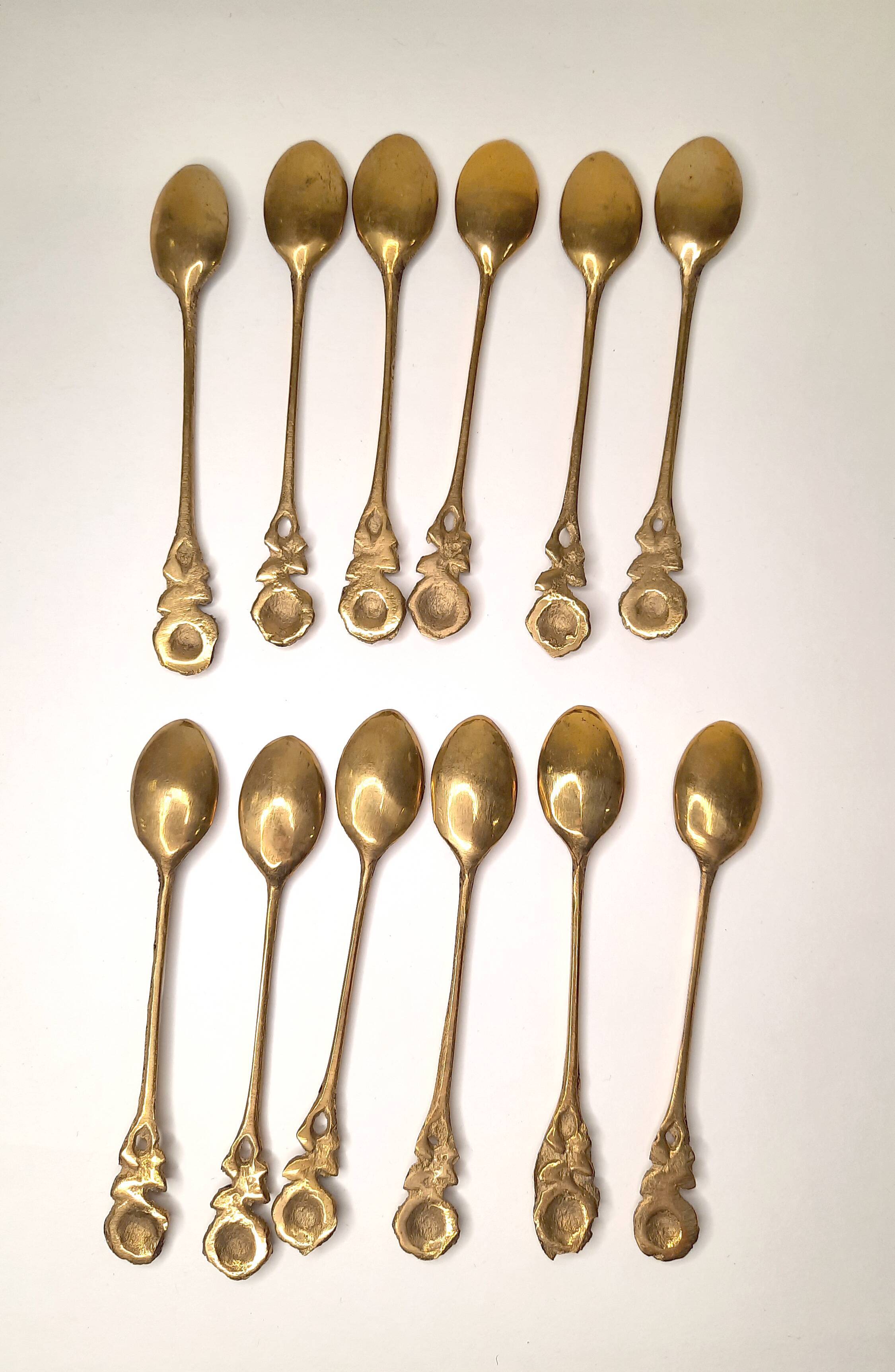 Lot small brass spoons