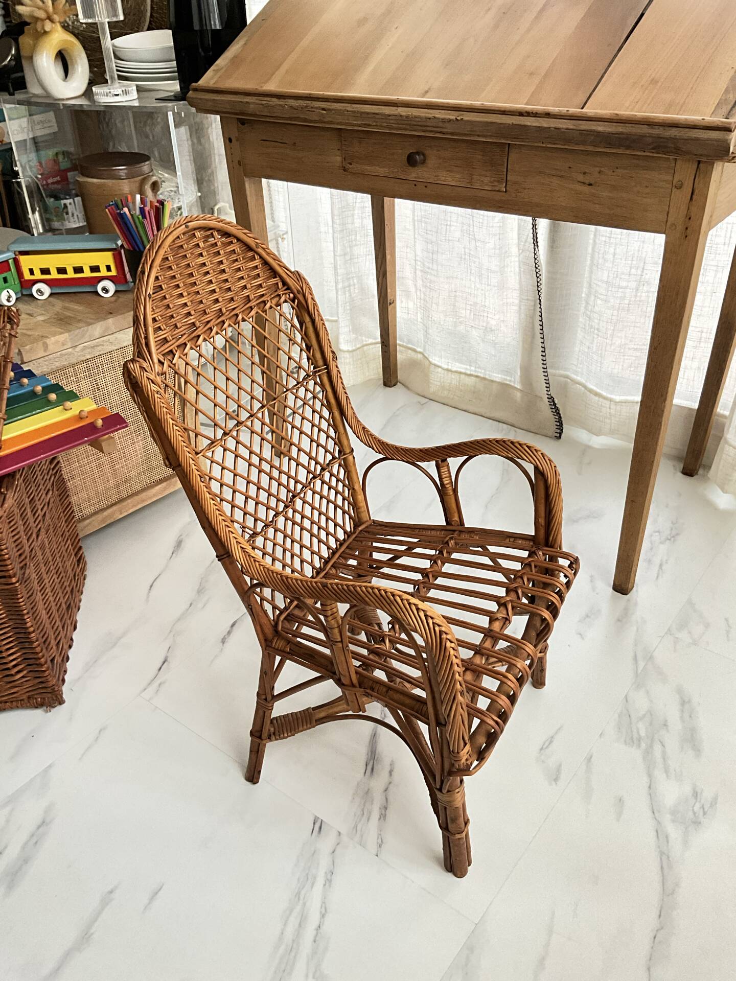 Fauteuil enfant rotin dossier haut
