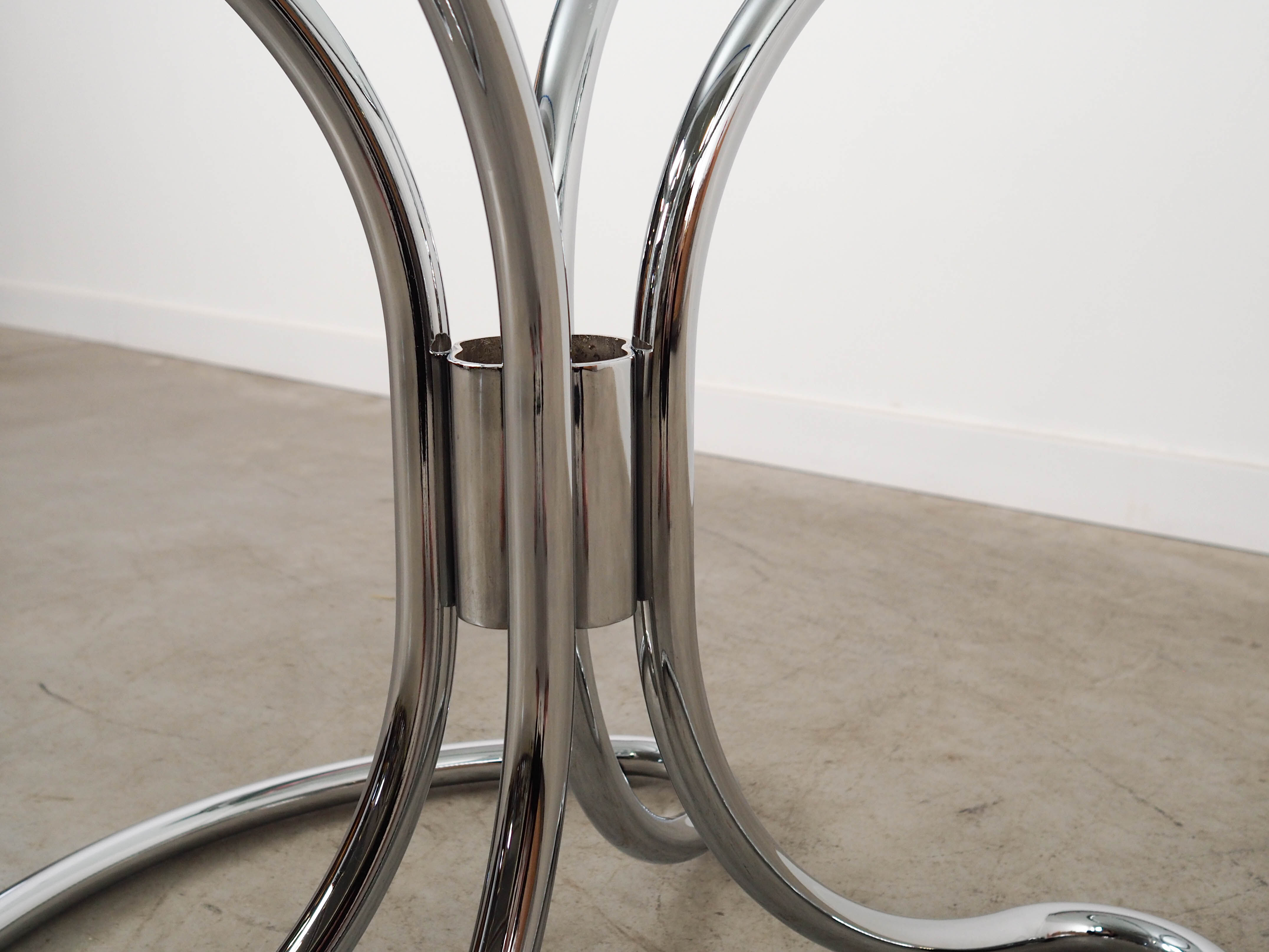 Glass table, Italian design, 1970s, manufactured by Gastone Rinaldi