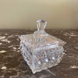 Sucrier en verre ciselé