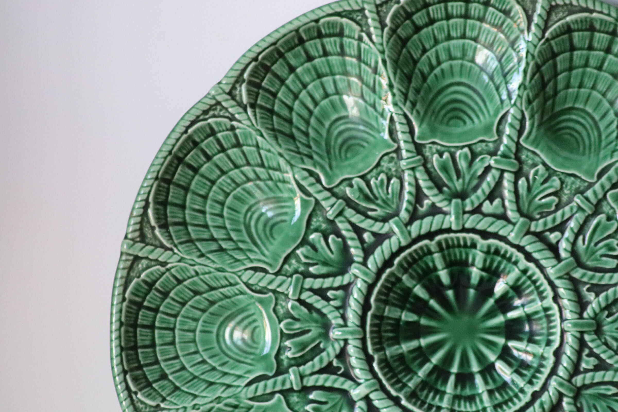 Large oyster dish Sarreguemines Digoin