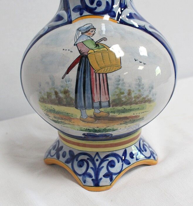 Pair of vases in quimper earthenware - late nineteenth