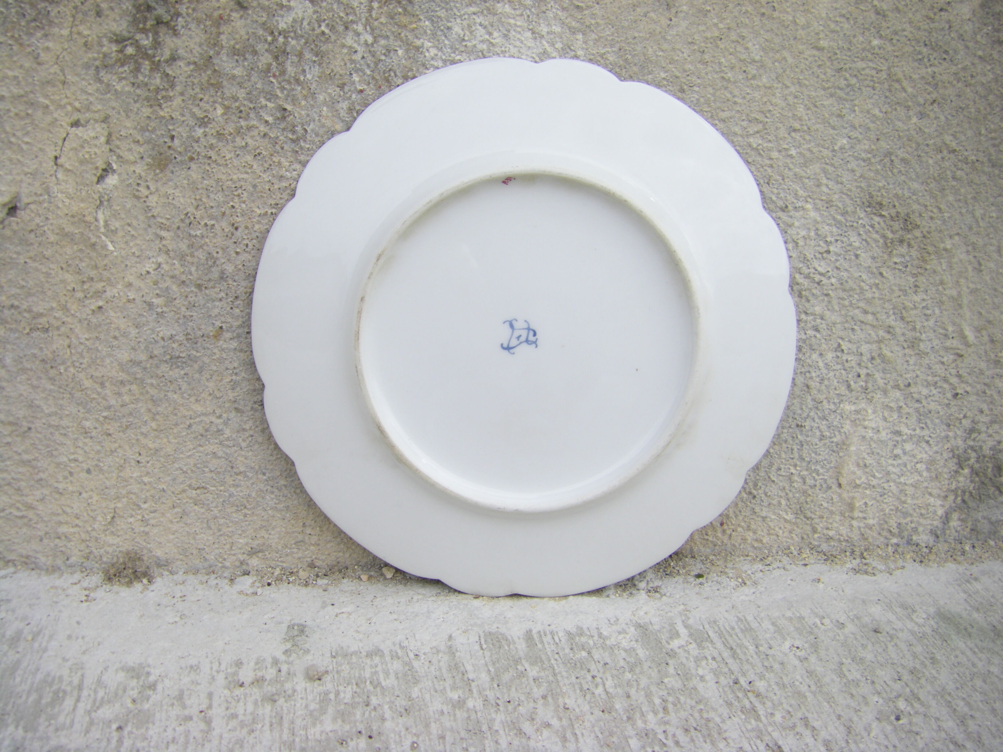 Porcelain plate from Samson in Paris