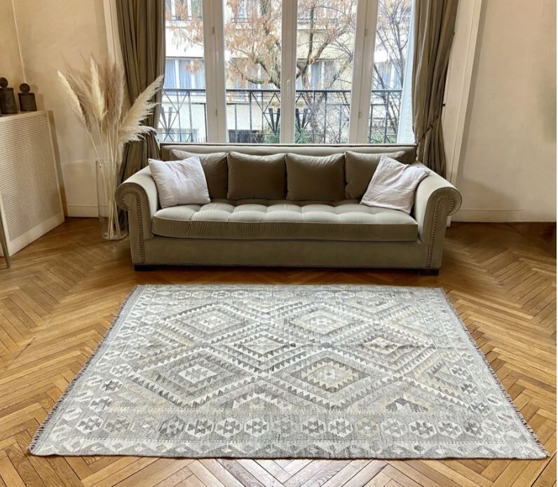Marine kilim carpet 192 x 154 cm
