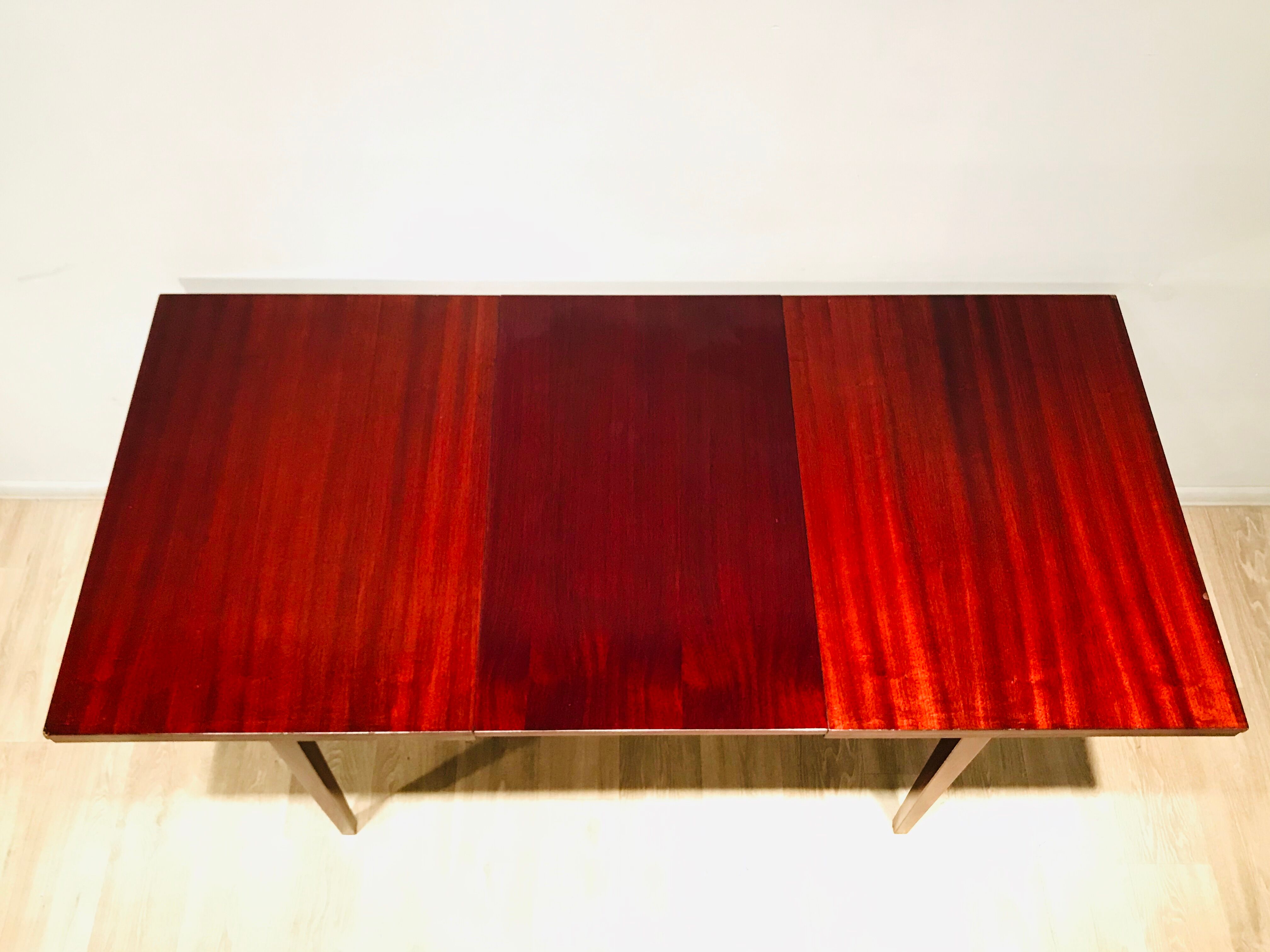 Table extensible acajou bois de rose Ton 60 '