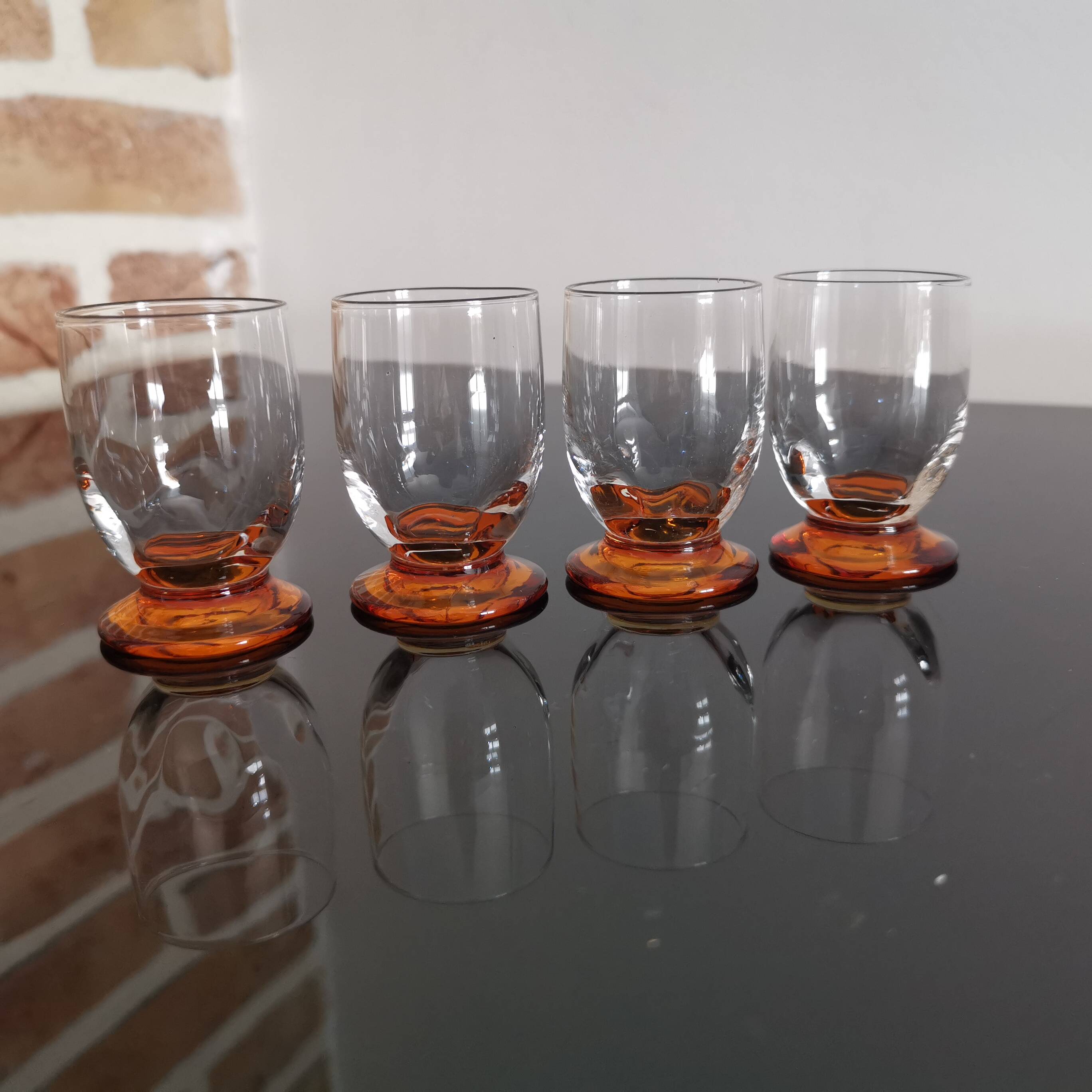 4 digestive/shooter glasses blown 1930 venetian sides and amber feet art-deco