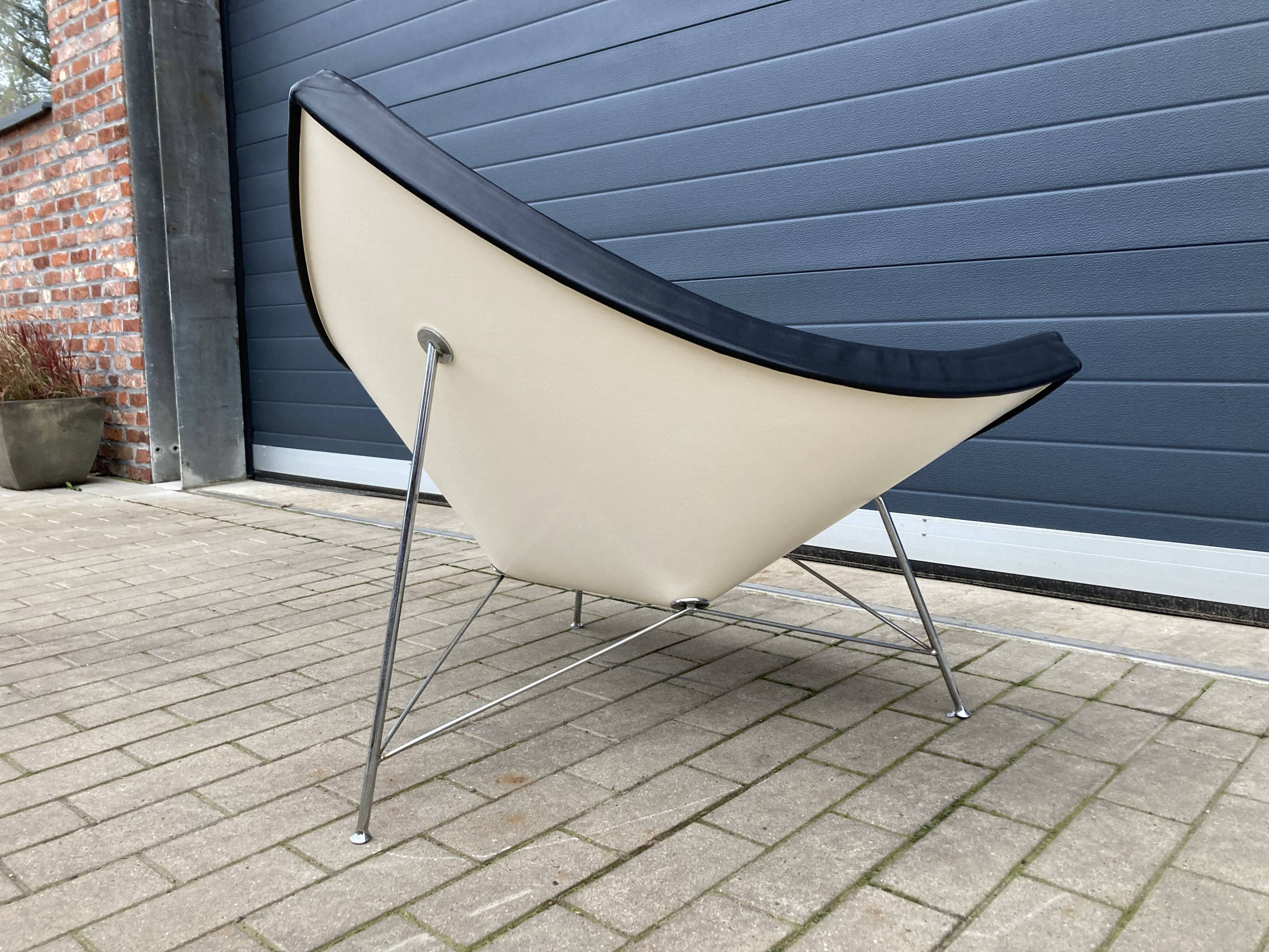 Vitra Coconut Chair de George Nelson, cuir noir