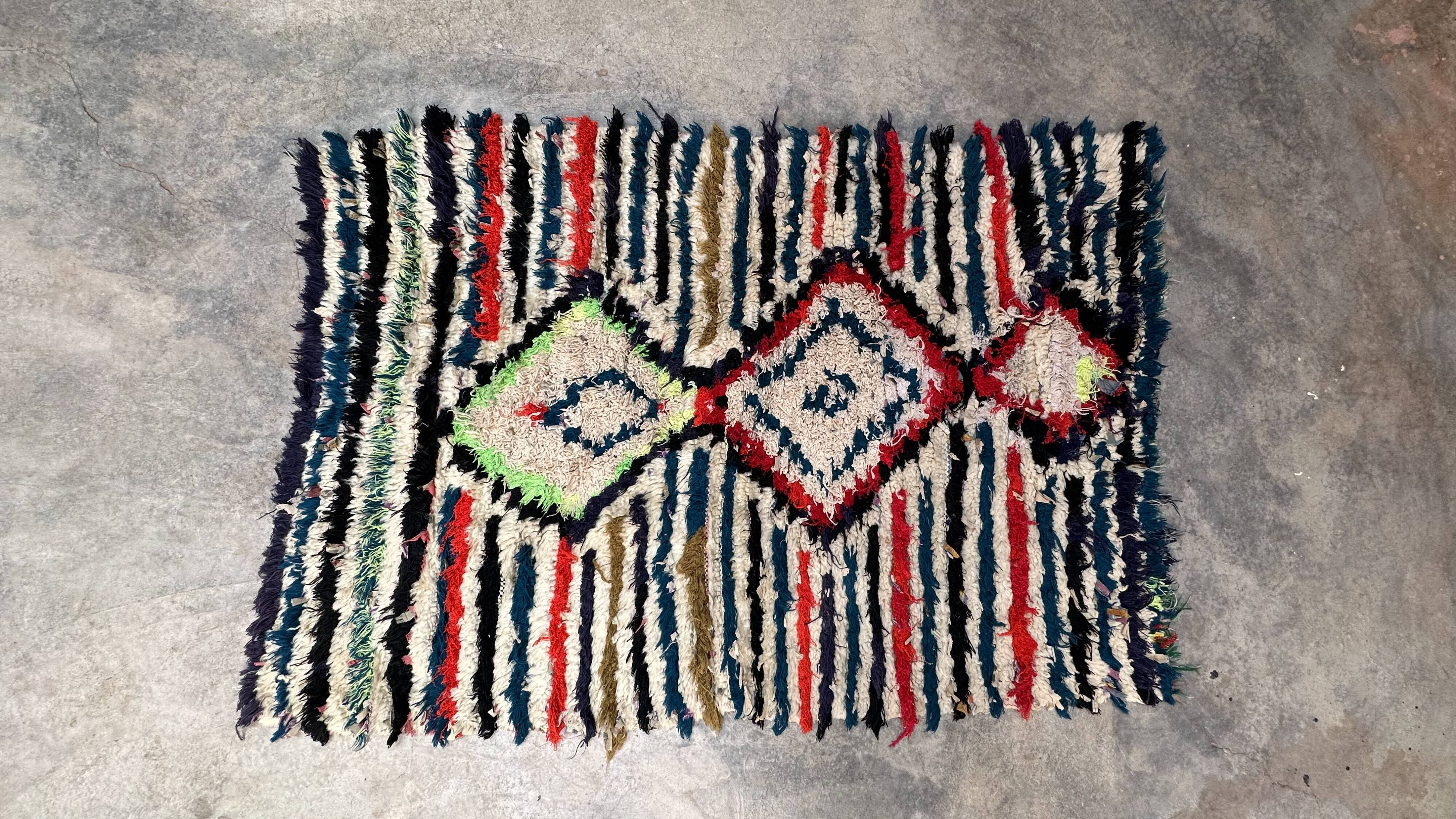 Azilal colorful Moroccan rug - 140 x 95 cm.