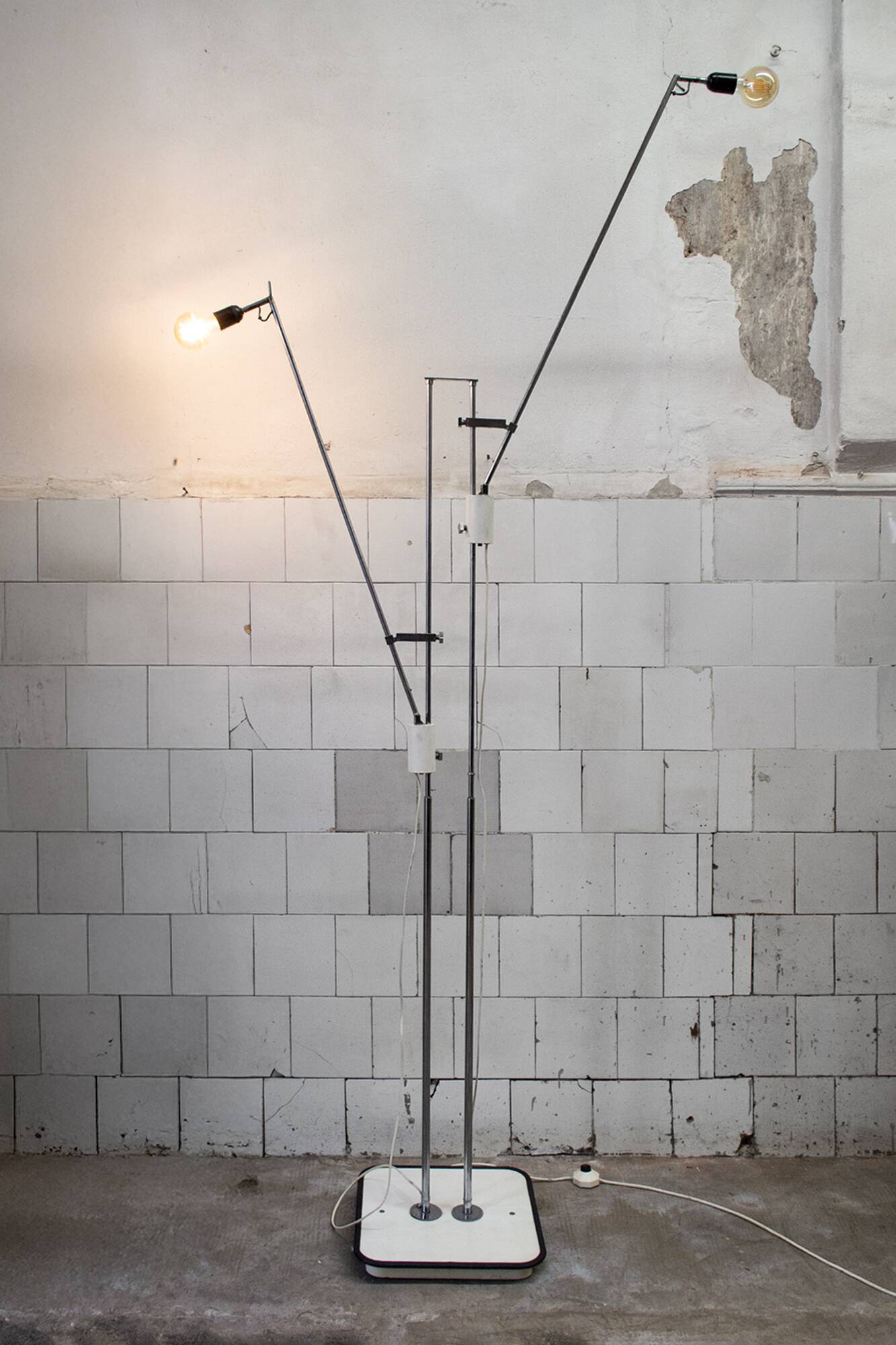 Lampada da terra regolabile Italiana due luci Anni '70