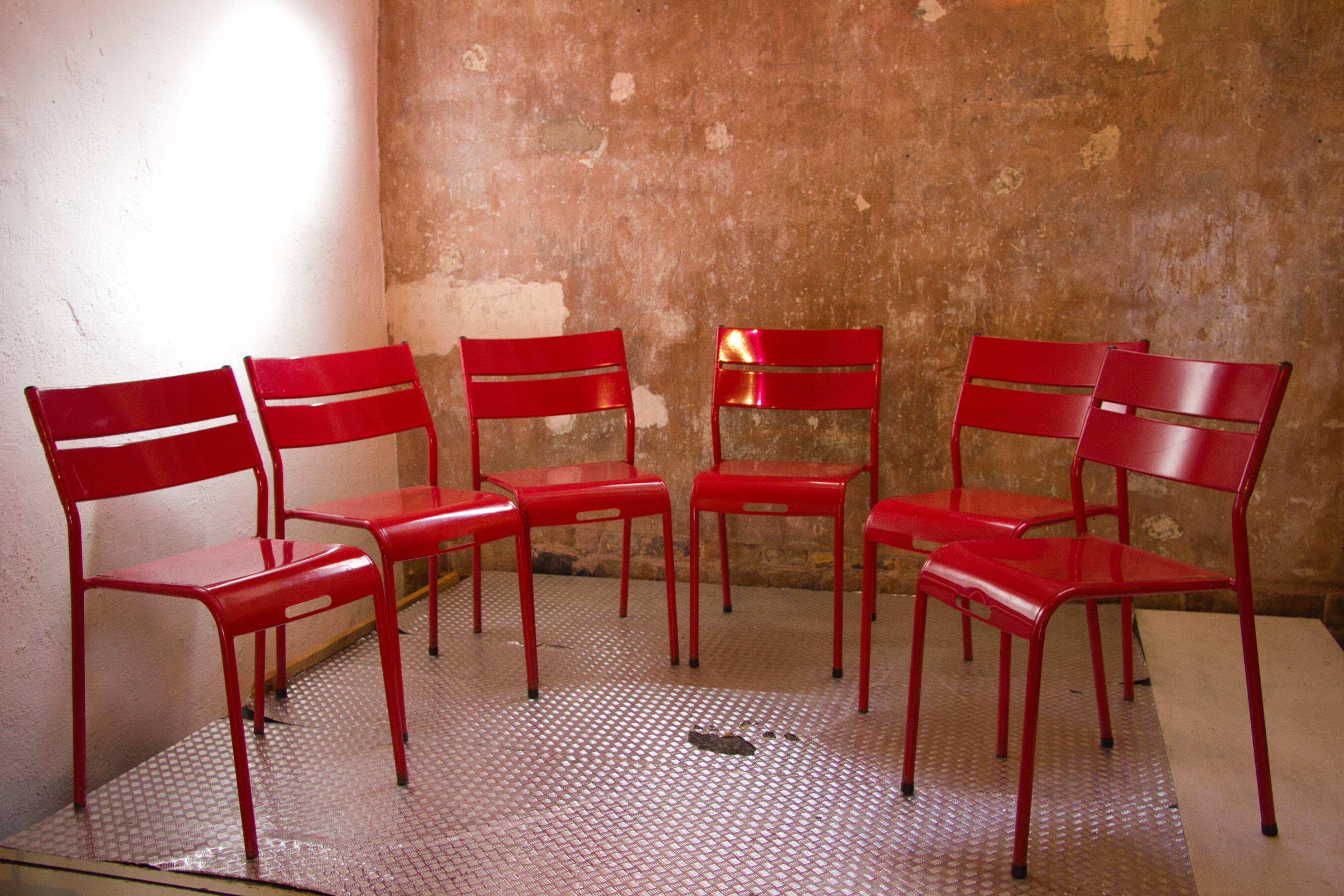 Set of 6 vintage metal chairs