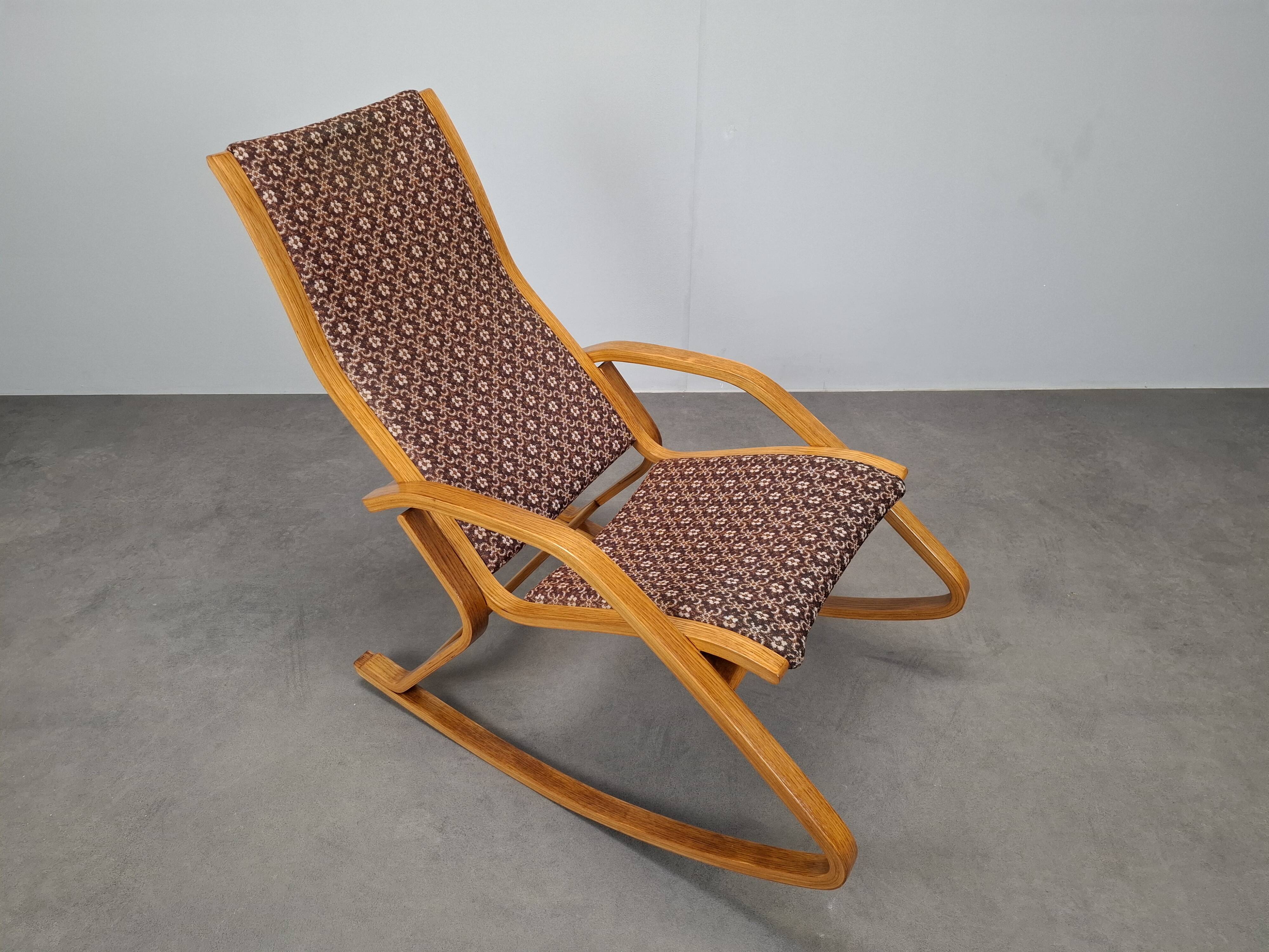 1930s Art Deco Czechoslovak Bentwood Rocking Chair with Original Upholstery