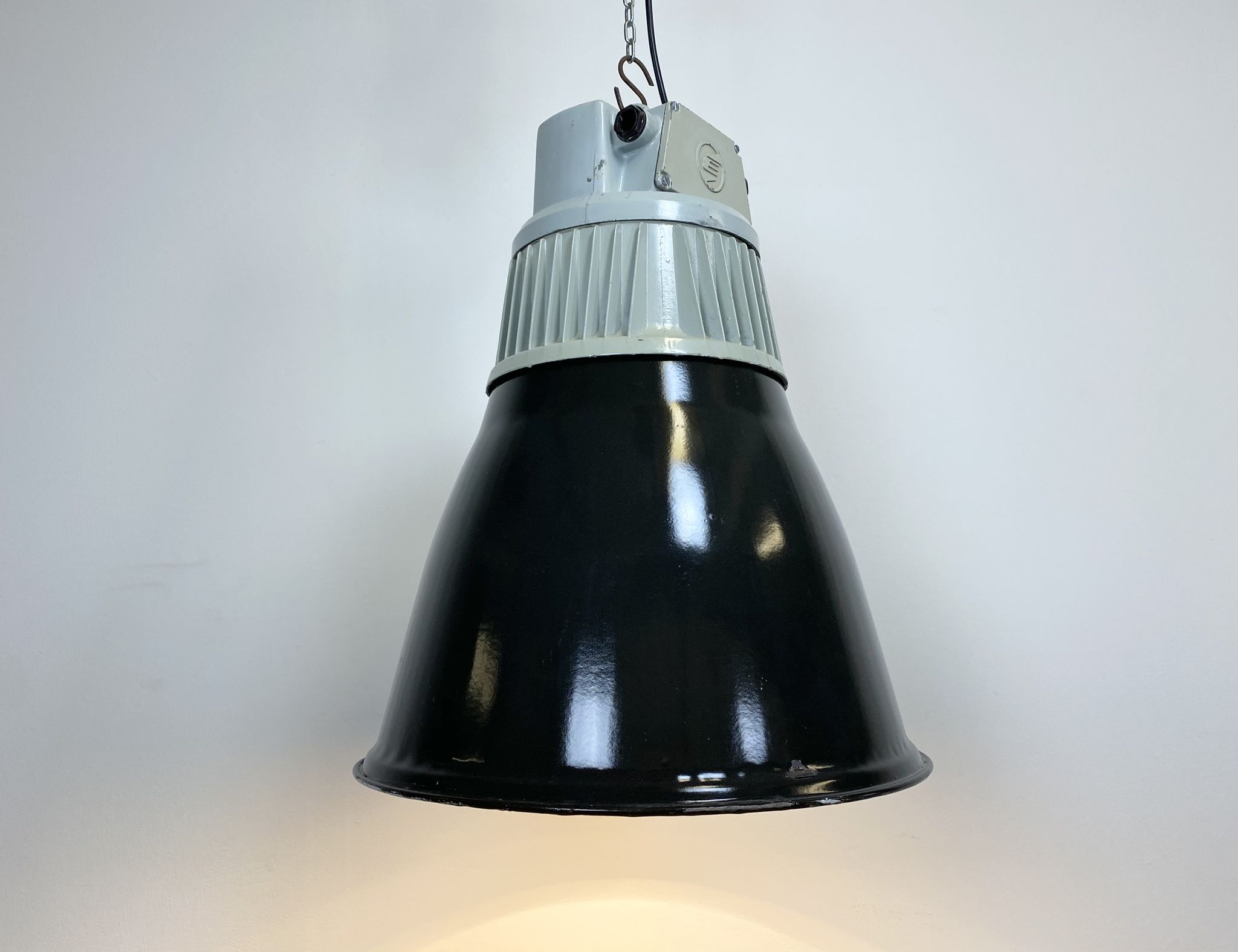Set of 4 Industrial  Black Enamel Pendant Lamps from Elektrosvit, 1970s