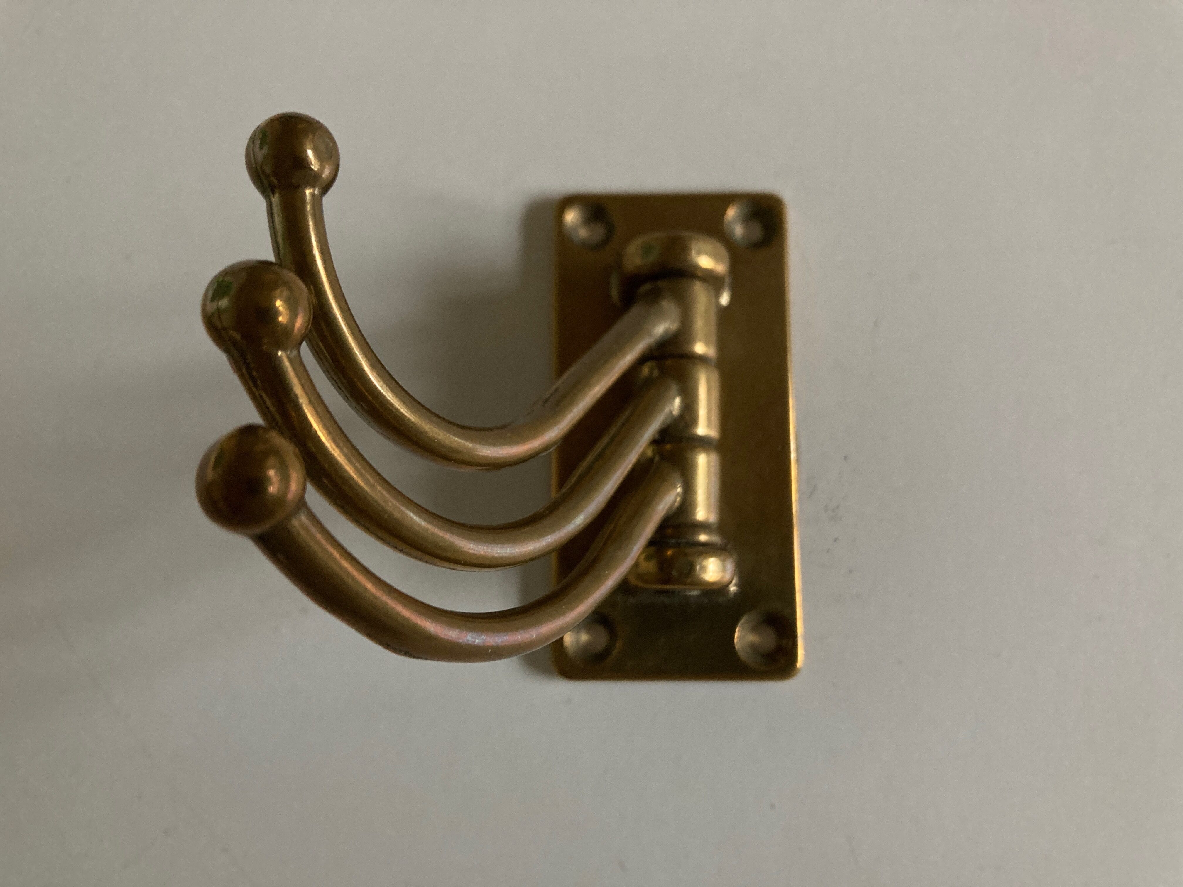Bronze swivel hook 1950