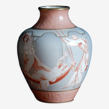 Art Deco vase in an orientalist style