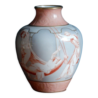 Art Deco vase in an orientalist style