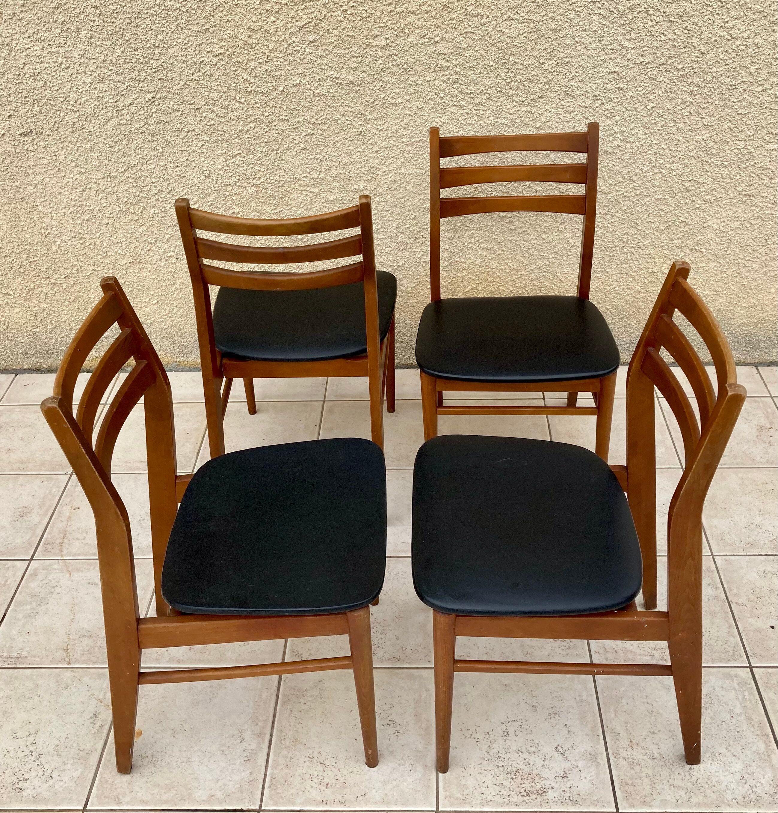 Suite of Scandinavian style chairs
