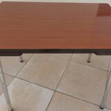 Formica table with two extensions