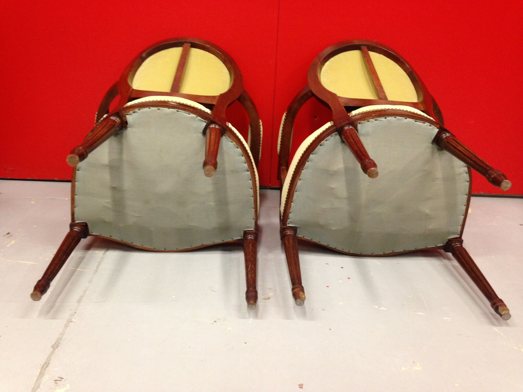 Pair of armchairs seats cabriolets medallions Louis XVI