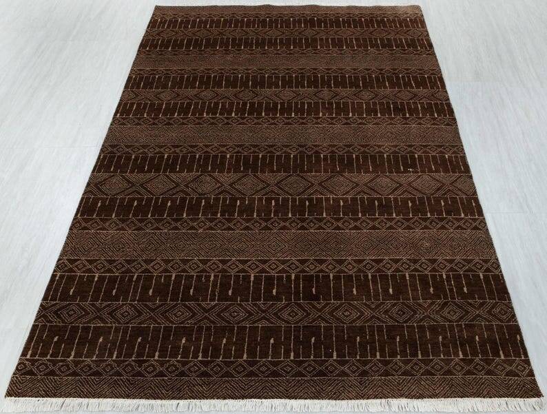 Traditional hand-knotted rug 150/250cm