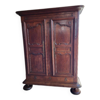 Armoire louis xiv en chene du xviii ème siecle