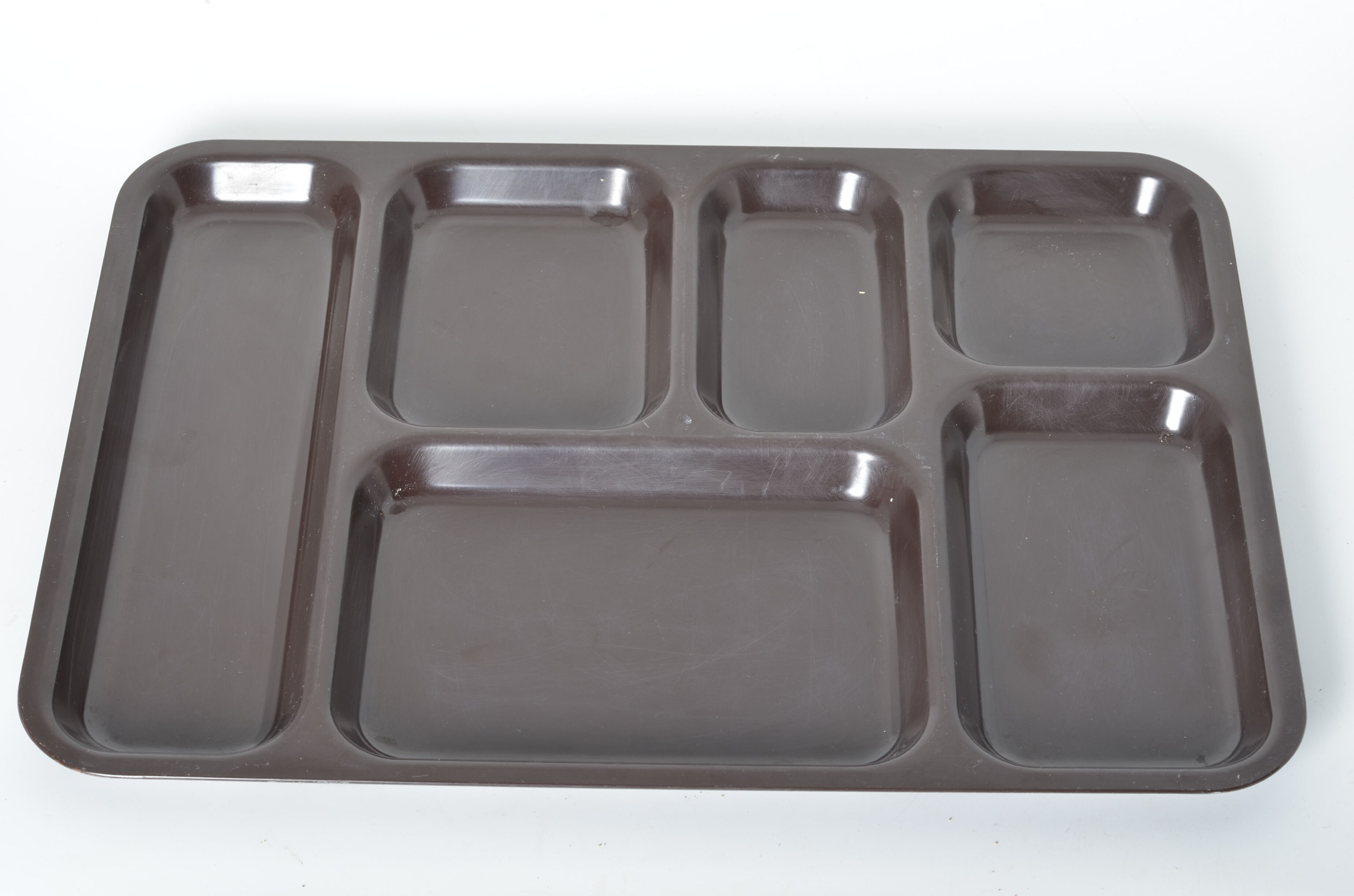 Compartmentalized meal tray 1970