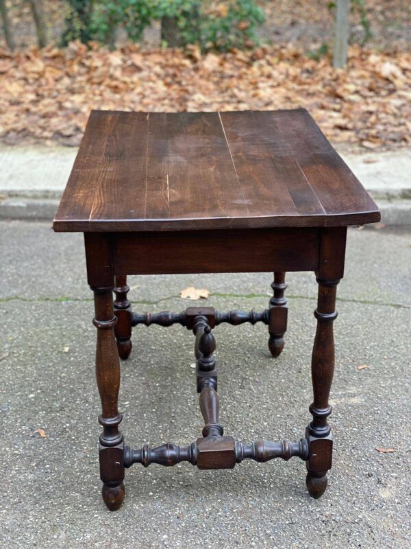 Table à écrire bureau Louis XIV en bois massif foncé du 19ème