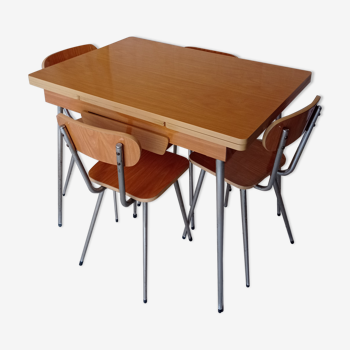 formica table with extension + 6 chairs