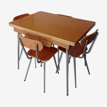 Table en formica a rallonge + 6 chaises