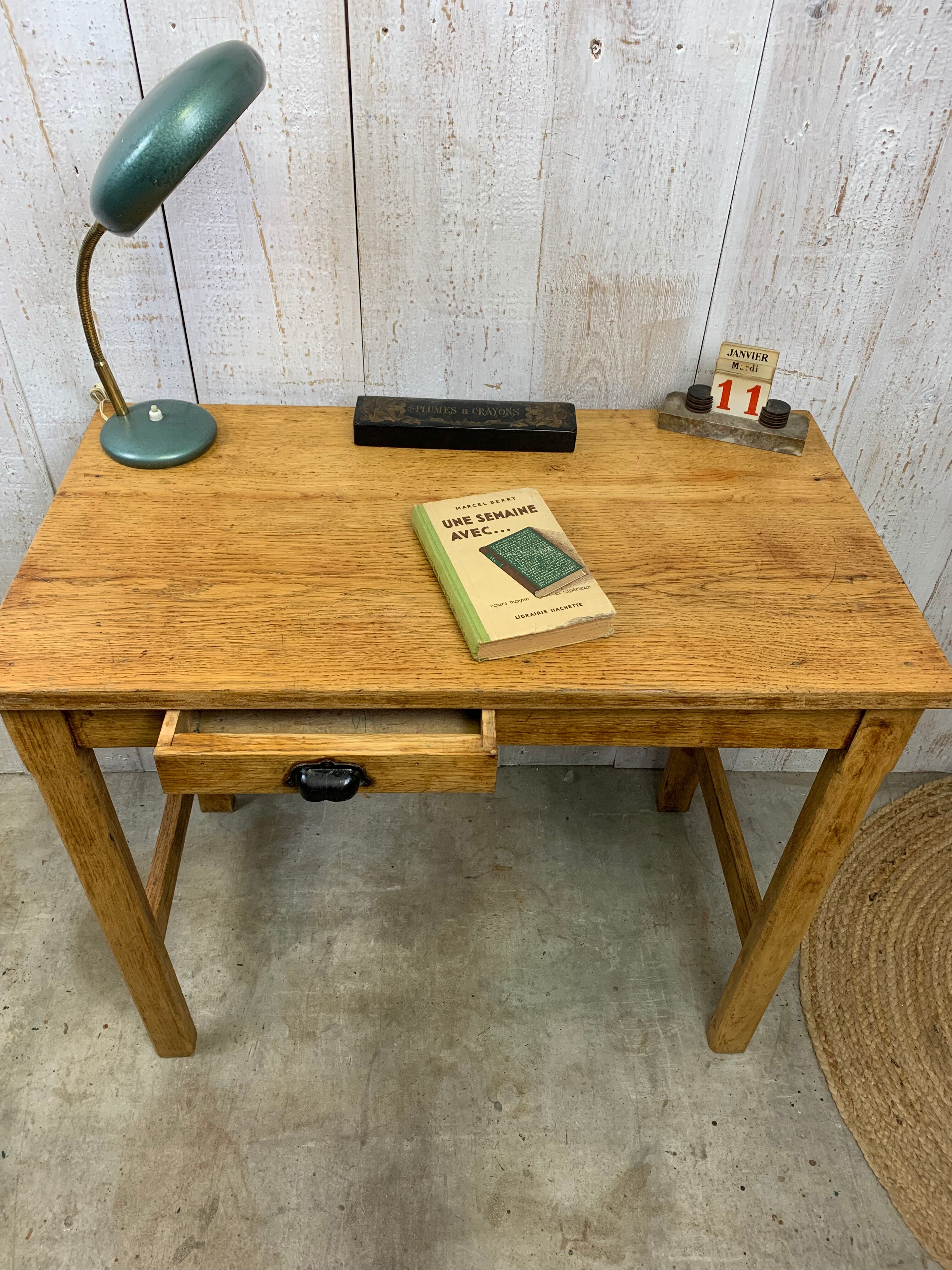 Vintage boarding office