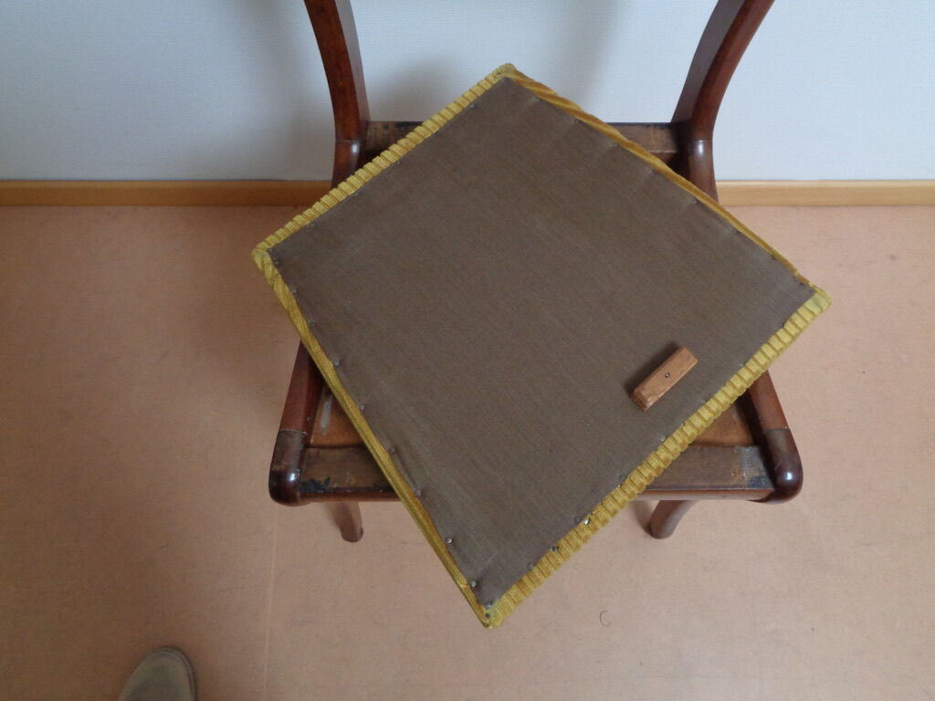 English mahogany chair
