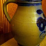 Pitcher old sandstone of Betschdorf