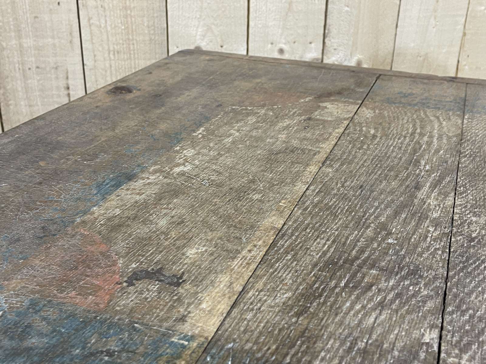 Chest of the seventeenth century in oak and fir